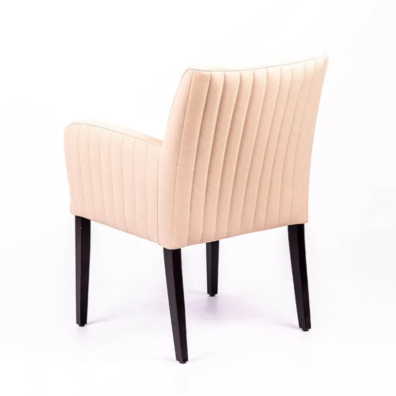 Moritz line Fauteuil de salon confortable avec dos matelassé et pieds en bois