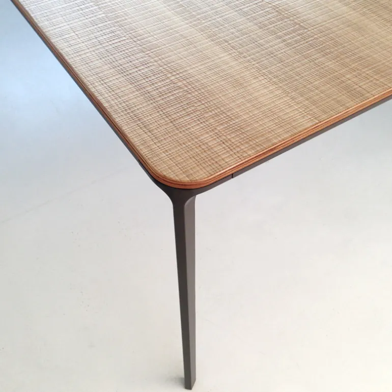 Slim Sovet® Table design en bois